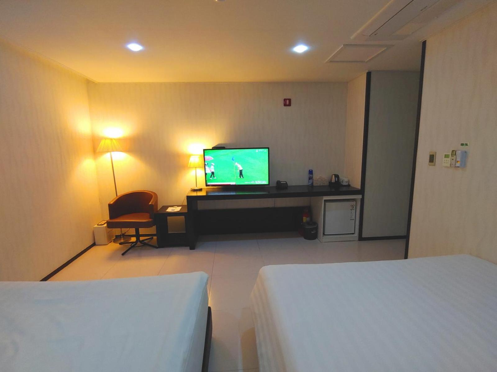 Hotel Rhangju ソギポ エクステリア 写真