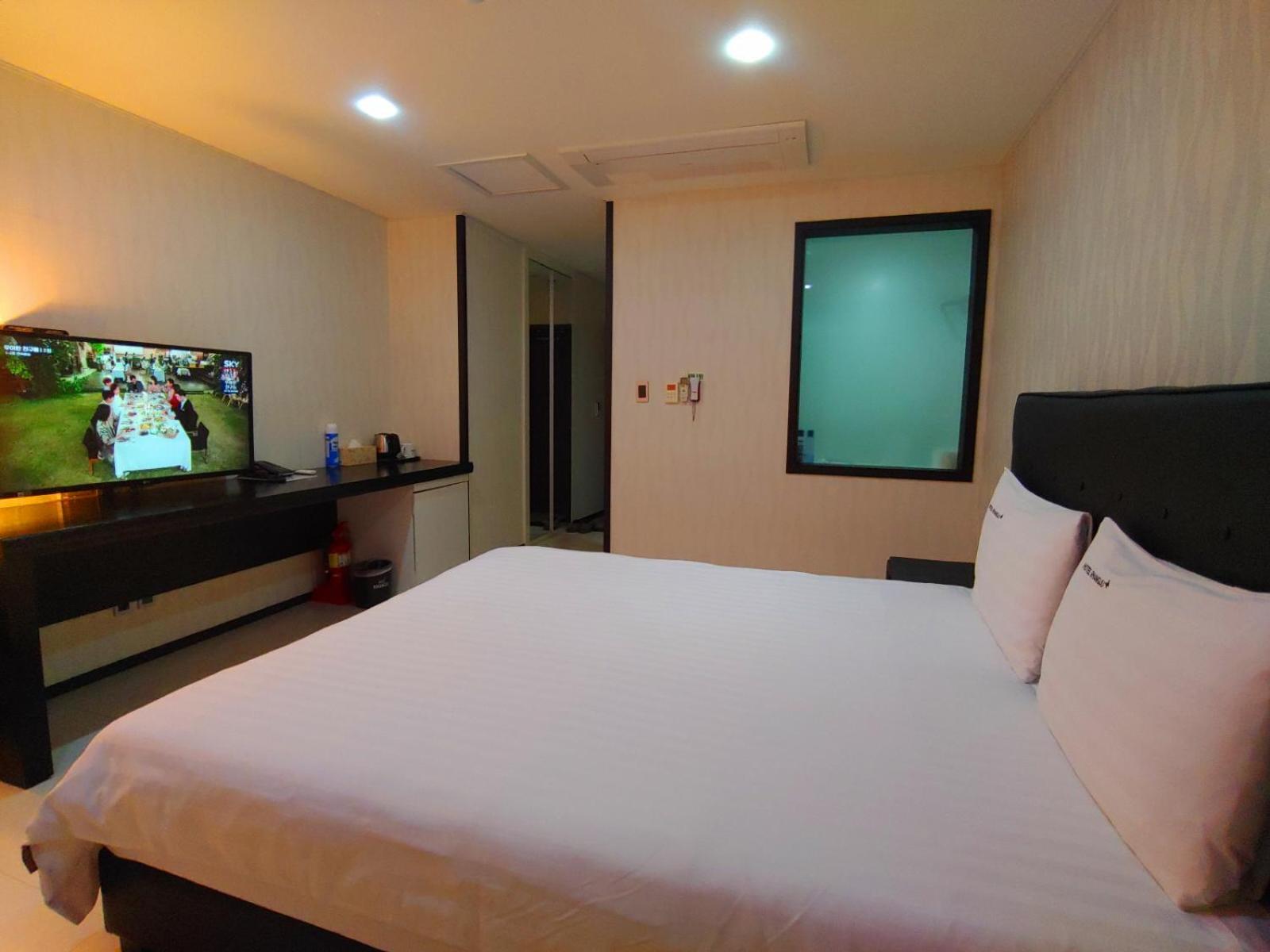 Hotel Rhangju ソギポ エクステリア 写真